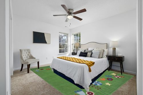 SAFAVIEH Kids Collection Area Rug - 9' x 12', Green & Multi, Handmade Grass and Flowers Wool, Ideal for High Traffic Areas in Living Room, Bedroom (SFK751A) in White and Yellow Modern Bedroom