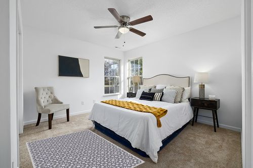 Caedon Geometric Farmhouse Indoor / Outdoor Non-Slip Rug Dakota Fields Rug Size ... in White and Yellow Modern Bedroom