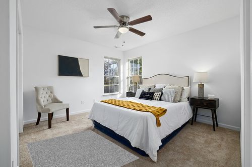 Mainstays Microfiber Plush Shag Area Rug, Gray, 47 inch x 65 inch in White and Yellow Modern Bedroom