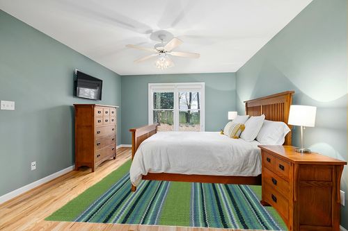 Dash and Albert Green Handwoven Indoor/Outdoor Rug, 9 X 12 Feet, Green/Blue Stripe Pattern in Teal and Orange Wood Bedroom
