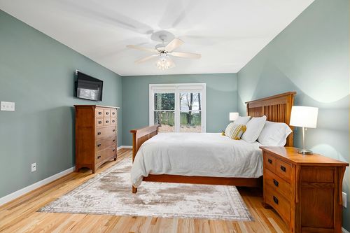 Eyely PDM400B-8 Modern Alhambra Ornate Medallion Indoor Area Rug Bohemian;Transitional;Traditional, Bedroom, Kitchen, Living Room, Easy-Cleaning, Non-Shedding, 8 X 10, Brown/Cream in Teal and Orange Wood Bedroom