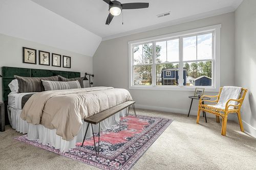 Eyely HSW201B-8 Washable Bausch Bohemian Distressed Chenille Indoor Area Rug, Classic, Mid-Century, Rustic for Bedroom,Kitchen,Living Room,Non Shedding,Easy-Washing, Pink, 8 X 10 in Grey Traditional Bedroom with King Bed