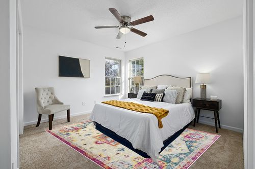Antep Rugs Elite 8x10 Vintage Bohemian Distressed Oriental Medallion Indoor Area Rug (Pink, 7'10" x 10') in White and Yellow Modern Bedroom