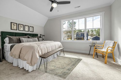 Magnolia Home by Joanna Gaines x Loloi Sinclair Collection SIN-04 Natural / Sage 5'-0" x 7'-0" Area Rug in Grey Traditional Bedroom with King Bed