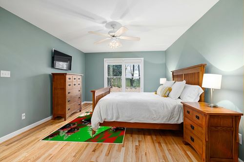 Christmas Area Rug 5 x 8, Washable Bedroom Rug Non-Slip Kitchen Rugs Non Shedding Floor Cover Mat Runner Rug for Living Room Dining Room Outdoor Carpet Truck Xmas Tree Santa Claus 3D Space in Teal and Orange Wood Bedroom