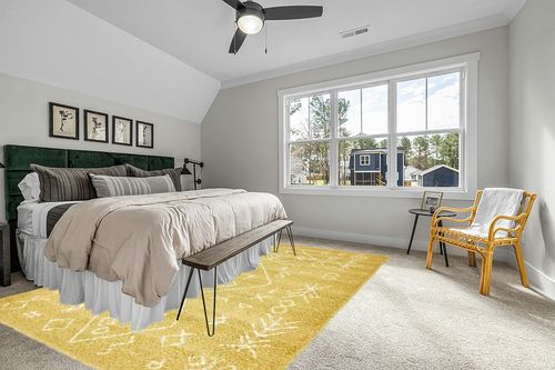 Unique Loom Rabat Shag Collection Modern Tribal Moroccan Inspired Plush & Soft Nomad Design Area Rug (9' 0 x 12' 0 Rectangular, Yellow/ Ivory) in Grey Traditional Bedroom with King Bed