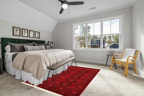 Unique Loom Tekke Collection Over-Dyed Saturated Traditional Torkaman Area Rug, 6 ft 0 in x 9 ft 0 in, Red/Black in Grey Traditional Bedroom with King Bed