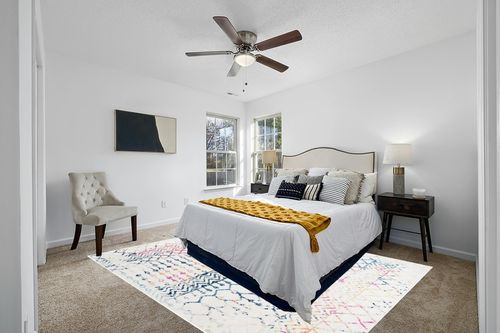 SAFAVIEH Tulum Collection Area Rug - 8' x 10', Ivory & Blue, Moroccan Boho Distressed Design, Non-Shedding & Easy Care, Ideal for High Traffic Areas in Living Room, Bedroom (TUL270C) in White and Yellow Modern Bedroom