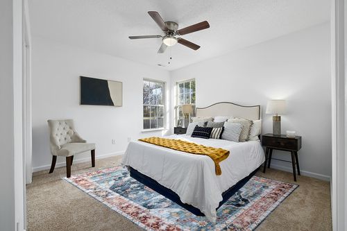 HOMBYS 8x10 Vintage Area Rug for Living Room Bedroom, Large Boho Floor Carpet with Non-Slip Backing for Indoor Office Dining Room, Traditional Home Deco Non-Shedding, Blue, Machine Washable in White and Yellow Modern Bedroom