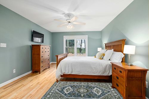 Rofee Living Boho Area Rug 4x6 Washable Olive Green and Blue Vintage Distressed Accent Floor Carpet for Living Room Bedroom in Teal and Orange Wood Bedroom