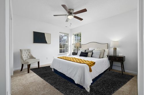 COZYLOOM Large Shag Area Rug 9x12 Luxury Soft Shaggy Rug, Plush Fluffy Indoor Floor Carpet Cozy Solid Modern Rug Anti-Skid Bedroom Floor Cover Living Room Nursery Throw Carpet Black in White and Yellow Modern Bedroom