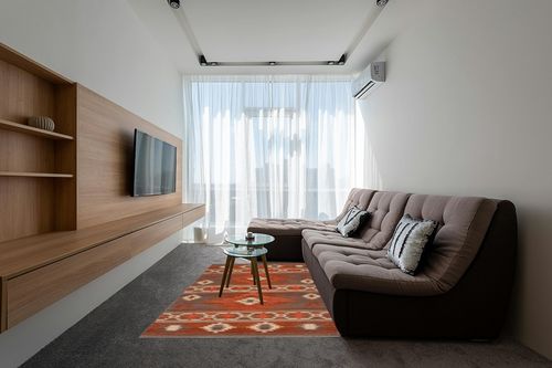 Safavieh Kilim Collection Area Rug - 5' x 8', Brown & Dark Grey, Handmade Tribal Southwestern Boho Rustic Wool, Ideal for High Traffic Areas in Living Room, Bedroom (KLM331T) in Grey Living Room with Brown Couch