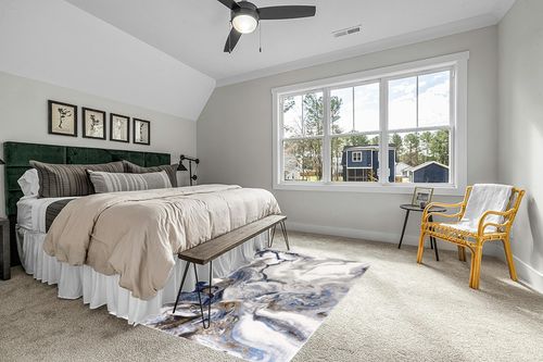 Abani Rugs Abstract Design 5’3” x 7’6” (5'x8') Bedroom Rug - Grey, Brown & Blue Modern Multi-Dimensional Non-Shedding Area Rug in Grey Traditional Bedroom with King Bed