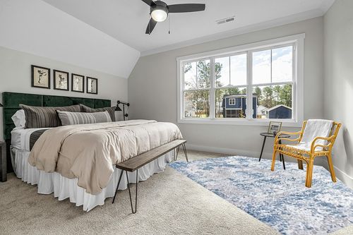 Safavieh Amelia Collection Area Rug - 10' Square, Grey & Blue, Modern Abstract Design, Non-Shedding & Easy Care, Ideal for High Traffic Areas in Living Room, Bedroom (ALA705F) in Grey Traditional Bedroom with King Bed