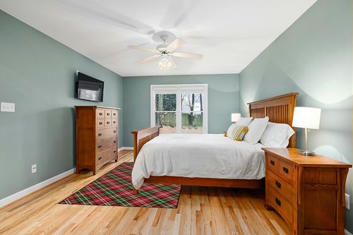 Brumlow MILLS Christmas Plaid Washable Festive Print Holiday Area Rug for Living or Dining Room, Bedroom Carpet and Kitchen Rug, 5'x8', Multicolor in Teal and Orange Wood Bedroom