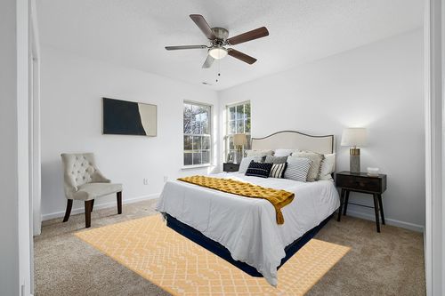 Nourison Positano Indoor/Outdoor Yellow 6' x 9' Area Rug, Easy Cleaning, Non Shedding, Bed Room, Living Room, Dining Room, Deck, Backyard, Patio (6x9) in White and Yellow Modern Bedroom