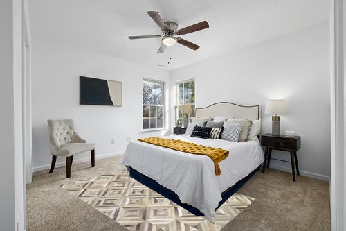 Couristan Chalet Blocks Ivory Area Rug, 5'4" x 8' in White and Yellow Modern Bedroom