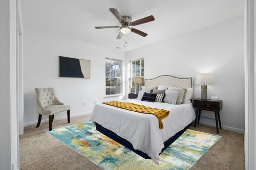 JONATHAN Y CTP100A-8 Contemporary POP Modern Abstract Waterfall Blue/Cream 8 ft. x 10 ft. Area-Rug, Bohemian, Easy-Cleaning, for Bedroom, Kitchen, Living Room, Non Shedding in White and Yellow Modern Bedroom