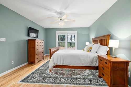 RUGSREAL Large Area Rug Washable Rug 9x12 Vintage Floral Print Throw Rug Stain & Water Resistant Washable Rug Non-Shedding Indoor Floor Cover, Green, 9x12 Feet in Teal and Orange Wood Bedroom