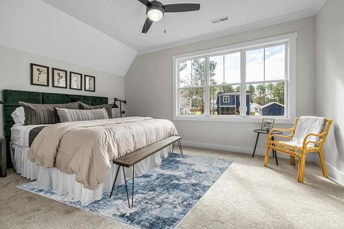 Area Rug Living Room Rugs: 5x7 Washable Rug with Anti-Slip Backing Non-Shedding Stain-Resistant Foldable Modern Abstract Carpet for Bedroom Dining Room Nursery Home Office (Blue) in Grey Traditional Bedroom with King Bed