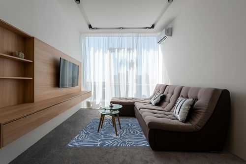 Rugshop Contemporary Tropical Leaves Weather Resistant Indoor/Outdoor Area Rug 5' x 7' Blue in Grey Living Room with Brown Couch