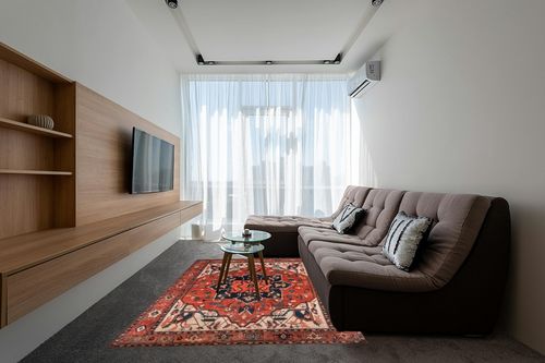 VK VK·LIVING Machine Washable Rug 6' x 9' Vintage Design Machine Washable Area Rugs with Non-Slip Backing for Living Room, Bedroom, Home Decor Area Rug, Red in Grey Living Room with Brown Couch