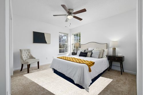 nuLOOM Lisandra Casual Chevron Jute Area Rug, 6x9, Off-White in White and Yellow Modern Bedroom