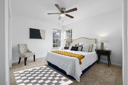 Lahome Checkered Boho Rugs for Living Room, 4x6 Bedroom Rug Washable Grey Entryway Office Throw Rug with Tassels, Farmhouse Tufted Dining Mat Cotton Floor Carpet for Nursery Dorm Gifts in White and Yellow Modern Bedroom