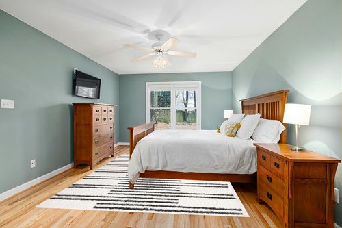 Eyely HOM406A-8 Moroccan Hype Petra Stripe Geometric Shag Indoor Area Rug Bohemian;Transitional;Modern, Bedroom, Kitchen, Living Room, Easy-Cleaning, Non-Shedding, 8 X 10, White/Gray in Teal and Orange Wood Bedroom