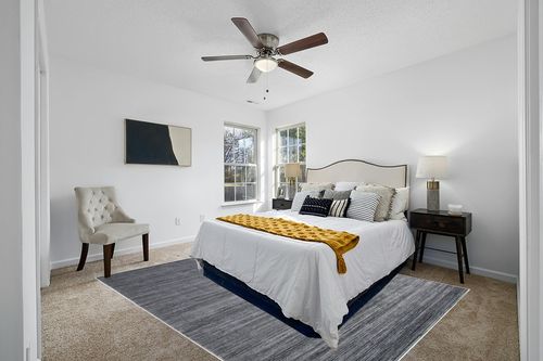 SAFAVIEH Vision Collection Area Rug - 8' x 10', Grey, Modern Ombre Tonal Chic Design, Non-Shedding & Easy Care, Ideal for High Traffic Areas in Living Room, Bedroom (VSN606D) in White and Yellow Modern Bedroom