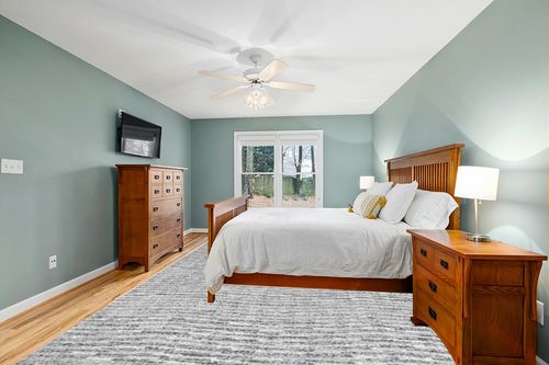 nuLOOM Sherill Abstract Transitional Area Rug, 10x14, Grey in Teal and Orange Wood Bedroom