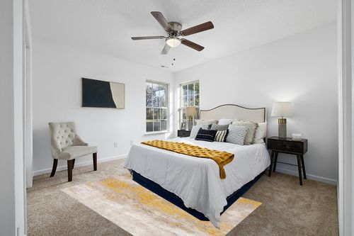 Alban Abstract Shag Gold/Beige Indoor Area Rug 17 Stories Rug Size: Rectangle 5' x 8' in White and Yellow Modern Bedroom