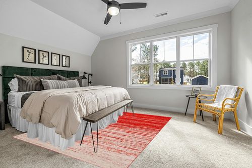 SAFAVIEH Adirondack Collection Area Rug - 8' x 10', Orange & Grey, Modern Ombre Design, Non-Shedding & Easy Care, Ideal for High Traffic Areas in Living Room, Bedroom (ADR113P) in Grey Traditional Bedroom with King Bed