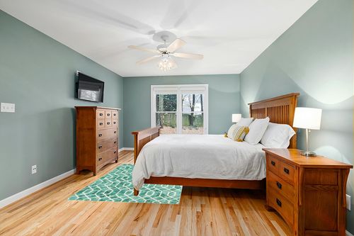 Lahome Washable 5x7 Living Room Rug, Green Large Rug for Bedroom Geometric Mat with Trellis, Soft Modern Non Slip Low Pile Accent Carpet for Home Office Nursery in Teal and Orange Wood Bedroom