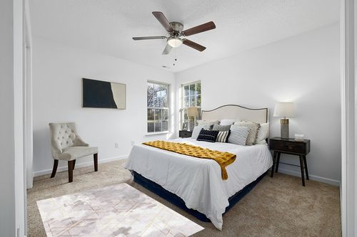 FINOREN Modern Minimalist Lines Area Rugs for Living Room,Bedroom,Kitchen,Entryway,Non Slip Backing,Non-Shedding,Soft Washable Rugs,Gray-White,4x6 Feet in White and Yellow Modern Bedroom