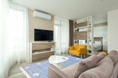 Safavieh Kilim Collection Area Rug - 6' x 9', Blue & Ivory, Flat Weave Rustic Boho Tribal Design, Non-Shedding & Easy Care, Ideal for High Traffic Areas in Living Room, Bedroom (KLM763M) in Light Modern Living Room with TV