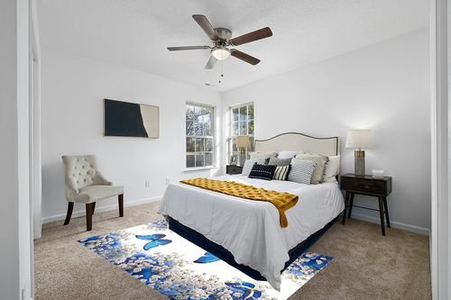 Butterfly Design Area Rug,5x8ft, Beautiful White Flowers and Blue Butterflies Pattern Rugs Retro Machine Washable Big Carpets for Living Room Boys Girls Bedroom Bathroom Dorm Playroom Art Decor in White and Yellow Modern Bedroom