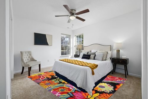 Unique Loom Lyon Collection Area Rug - Kennedy (8' x 10' Rectangle, Black/ Green) in White and Yellow Modern Bedroom