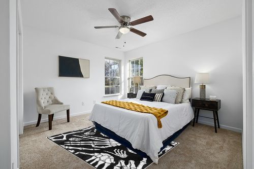 ALAZA Black White Halloween Skeleton Hand Area Rug Rugs for Living Room Bedroom 7' x 5' in White and Yellow Modern Bedroom