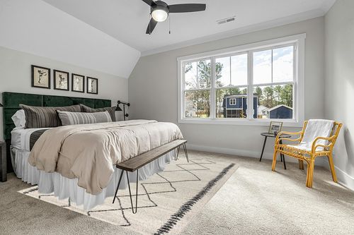 Eyely HOM203A-8 Moroccan Hype Zaina Beni Souk Indoor Area Rug Modern;Bohemian;Transitional;Rustic, Bedroom, Kitchen, Living Room, Easy-Cleaning, Non-Shedding, 8 X 10, Cream/Black in Grey Traditional Bedroom with King Bed