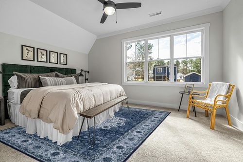 Zacoo Washable Rug 9x12 Area Rugs Boho Rug Vintage Area Rugs for Living Room Bedroom Dining Room Distressed Non Slip Rugs Carpet Non Shedding Oriental Rug, Navy Blue/White in Grey Traditional Bedroom with King Bed