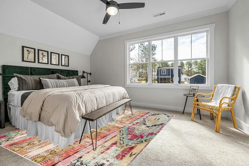 SAFAVIEH Monaco Collection Area Rug - 9' x 12', Multi, Boho Chic Tribal Distressed Design, Non-Shedding & Easy Care, Ideal for High Traffic Areas in Living Room, Bedroom (MNC222F) in Grey Traditional Bedroom with King Bed