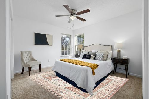 Rugs America Gallagher Collection GL60A Sangria Koti Transitional Vintage Area Rug 8' x 10' in White and Yellow Modern Bedroom