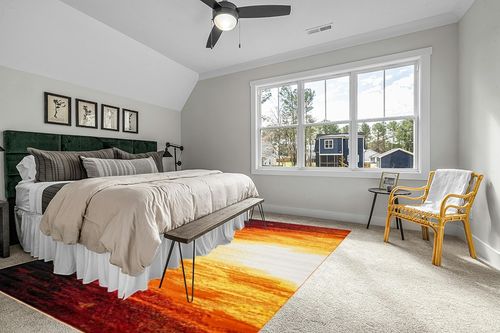 SAFAVIEH Metro Collection Contemporary Abstract Bright Warm Candle Light Area Rug, 9 ft x 12 ft, Orange/Yellow in Grey Traditional Bedroom with King Bed