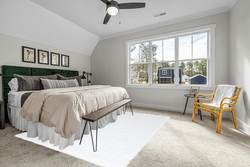 HOMBYS Shaggy Area Rug 8x10 Feet, Ultra Soft Large Plush Faux Fur Carpet, Non-Skid Bedroom Living Room Rug for Kids Playroom Home Decor, White in Grey Traditional Bedroom with King Bed