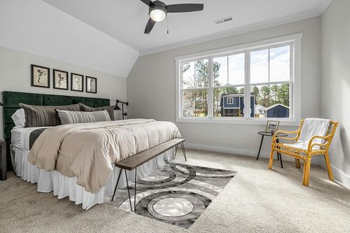 GLORY RUGS Area Rug Modern 5x7 Grey Black Circles Geometry Soft Hand Carved Contemporary Floor Carpet Fluffy Texture for Indoor Living Dining Room and Bedroom Area in Grey Traditional Bedroom with King Bed