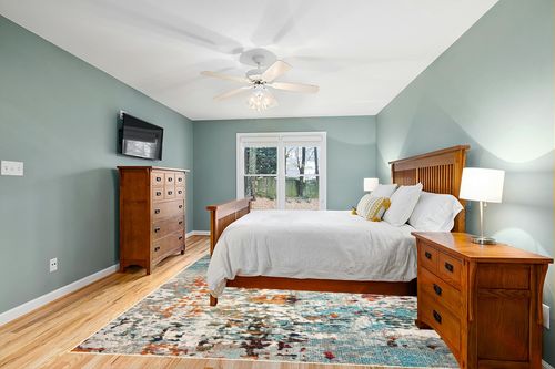 SAFAVIEH Madison Collection Area Rug - 9' x 12', Grey & Blue, Modern Abstract Design, Non-Shedding & Easy Care, Ideal for High Traffic Areas in Living Room, Bedroom (MAD471F) in Teal and Orange Wood Bedroom
