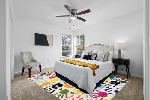 nuLOOM Pinkie Handprint Kids Area Rug, 8x10, Multi in White and Yellow Modern Bedroom