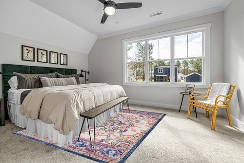 Garvee 8x10 Area Rug Vintage Bohemian Washable Area Rug Indoor Medallion Floor Carpet Rug Stain Resistant Foldable Accent Rug Lightweight Kitchen Living Room Bedroom Dining Room, Multi in Grey Traditional Bedroom with King Bed