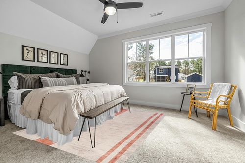 Eyely HSW116A-8 Machine Washable Raita Modern Distressed Stripe Indoor Area Rug Vintage;Bohemian;Modern;Coastal, Bedroom, Kitchen, Living Room, Easy-Cleaning, Non-Shedding, 8 X 10, Ivory/Pink in Grey Traditional Bedroom with King Bed